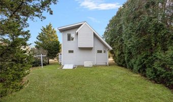 71 Willow Rd, Charlestown, RI 02813