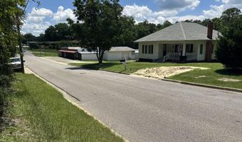 W Watson Street, Andalusia, AL 36420