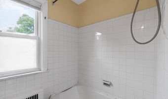 213 Priscilla Ln, Aldan, PA 19018
