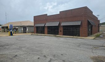 609 N 2nd St, Booneville, MS 38829