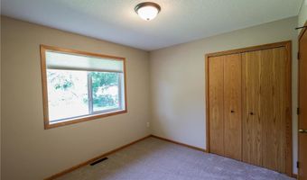 13752 Round Lake Blvd NW, Andover, MN 55304