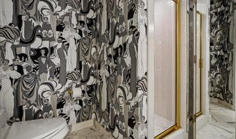 9100 ALDERSHOT Dr, Bethesda, MD 20817