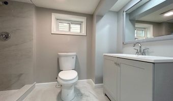 32 Bell St, Belleville, NJ 07109