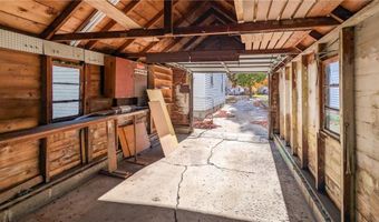 301 Giles Pl, Albert Lea, MN 56007