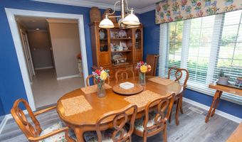 8841 Rocky Ridge Rd, Indianapolis, IN 46217