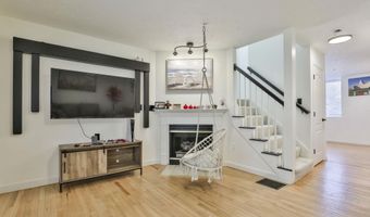 24 Suffolk Ct, Bedford, NH 03110