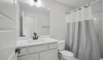 1835 8th Ave SE, Altoona, IA 50009