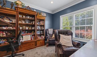 2820 Ashwood Dr, Alliance, OH 44601
