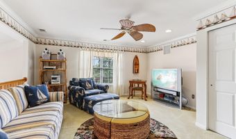 10 Pierhead Dr, Barnegat, NJ 08005