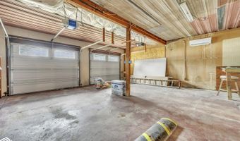 497 Rohr St, Arnolds Park, IA 51331