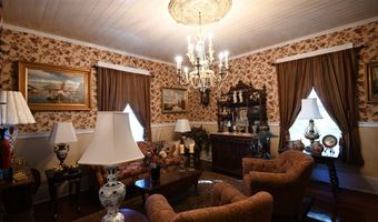 206 Pinckney St, Abbeville, SC 29620