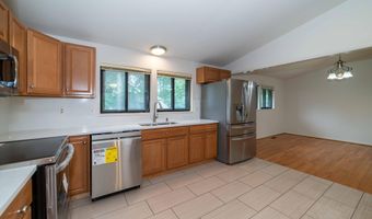 7814 WENDY RIDGE Ln, Annandale, VA 22003