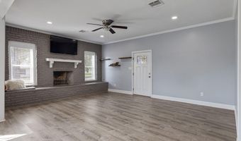 1040 Wilkins St, Arnaudville, LA 70512