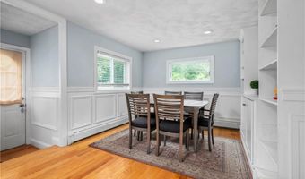 5 Harding St, Coventry, RI 02816