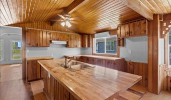 30 Seneca St, Attica, OH 44807