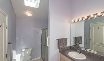 118 Kensington Ct, Aurora, OH 44202