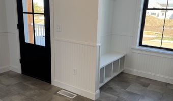 11 Liberty Ln, South Burlington, VT 05403