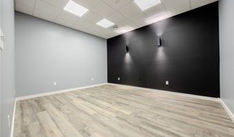 13407 Dover Rd, Apple Creek, OH 44606