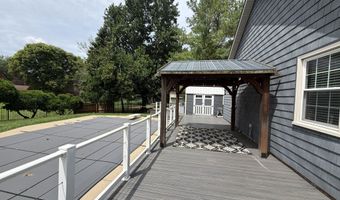 1381 Secretariat Ln, Indianapolis, IN 46217