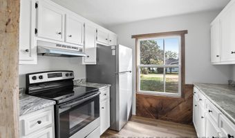 3342 Dumont Lake Dr, Allegan, MI 49010