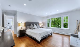 99 Porchuck Rd, Greenwich, CT 06831