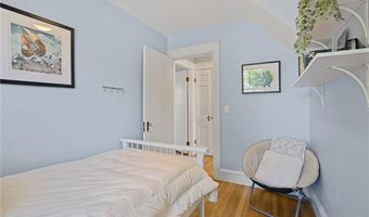 56 Somerset St, East Greenwich, RI 02818