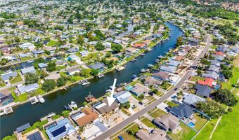 727 FLAMINGO Dr, Apollo Beach, FL 33572