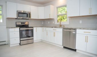 112 Clapboard Ridge Rd, Danbury, CT 06811