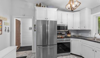 6501 Thornapple River Dr SE, Alto, MI 49302