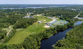 9 Kennebec Cir, Bath, ME 04530