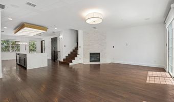3906 Asbury Ln, Addison, TX 75001