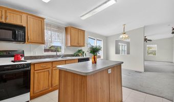 390 Lobo Ln, Chino Valley, AZ 86323