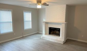 907 Silverwood Dr 907, Atlanta, GA 30349