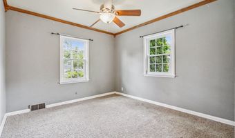 3109 Holcomb Ave, Des Moines, IA 50310