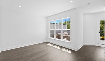 2550 FARMSTEAD Dr, Rockville, MD 20850