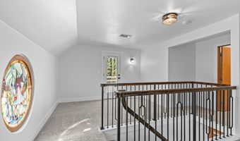 117 High St, Ashland, OR 97520