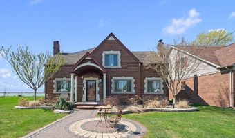 8115 Colony Dr, Algonac, MI 48001