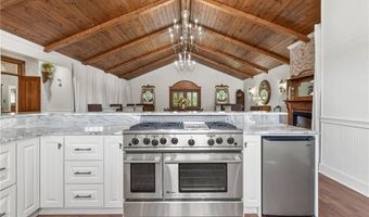 115 S Main St, Adairsville, GA 30103