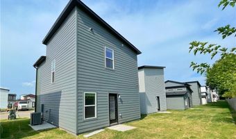 931 Reading Railroad Ln, Bentonville, AR 72713