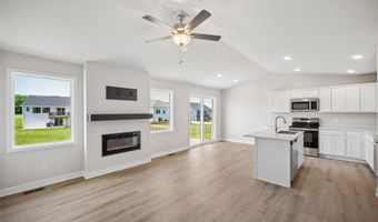 25132 Bluebird Cir, Adel, IA 50003