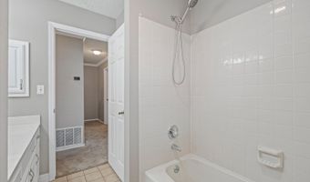 931 King Dr, Bartlesville, OK 74006