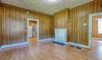 8120 2nd St, Boiling Springs, SC 29316