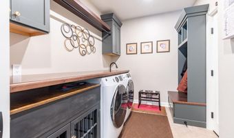 1200 SEVEREN Ct, Ambler, PA 19002