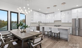 324 Avery Trail Dr 26, Arden, NC 28704