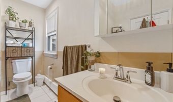 190 Whitney Ave, Bridgeport, CT 06606