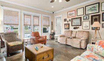 925 Pompano Dr, Aransas Pass, TX 78336