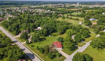 1720 N 150th St, Basehor, KS 66007