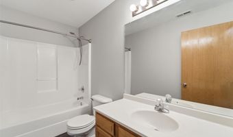 1001 26th Ave SW, Altoona, IA 50009