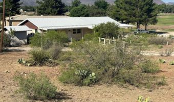 1015 Loop Rd, Alpine, TX 79830