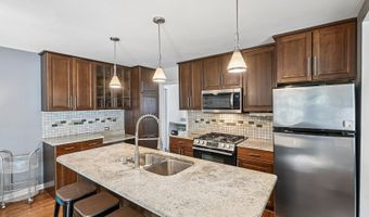 1810 N RIDGE Ave, Arlington Heights, IL 60004